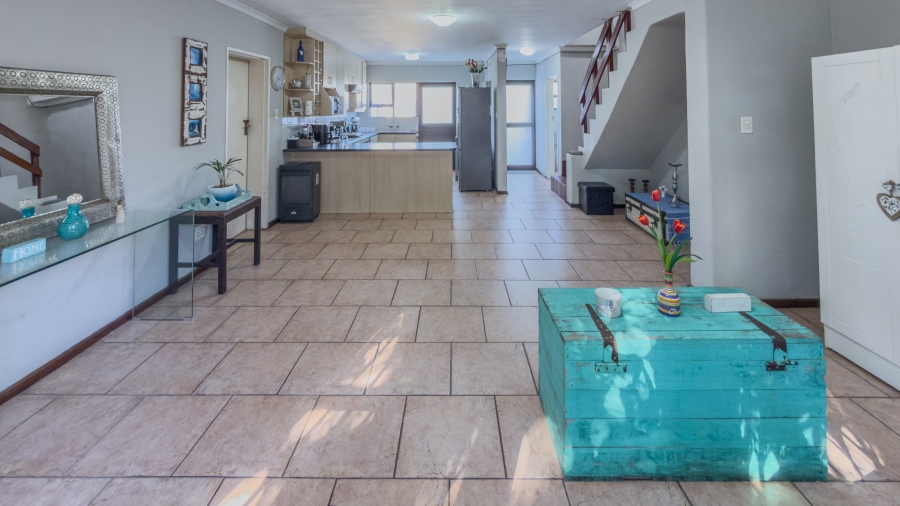 3 Bedroom Property for Sale in Table View Western Cape